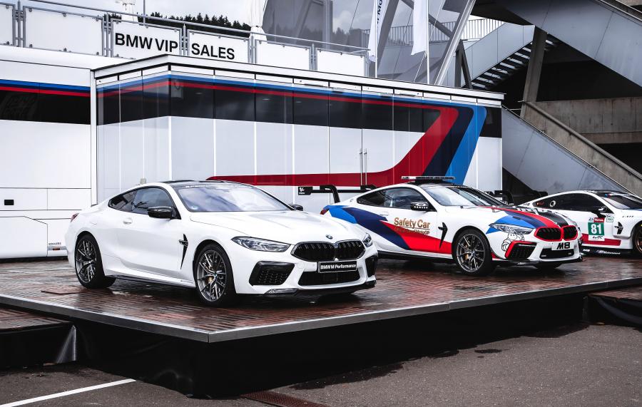  BMW M8 Competition Coupe MotoGP Safety Car (F92) 2019 года  (фото 8 из 38)